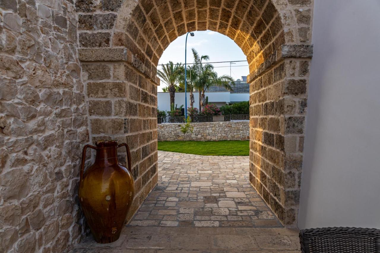Dimora Le Site Hotel Torre Suda Buitenkant foto